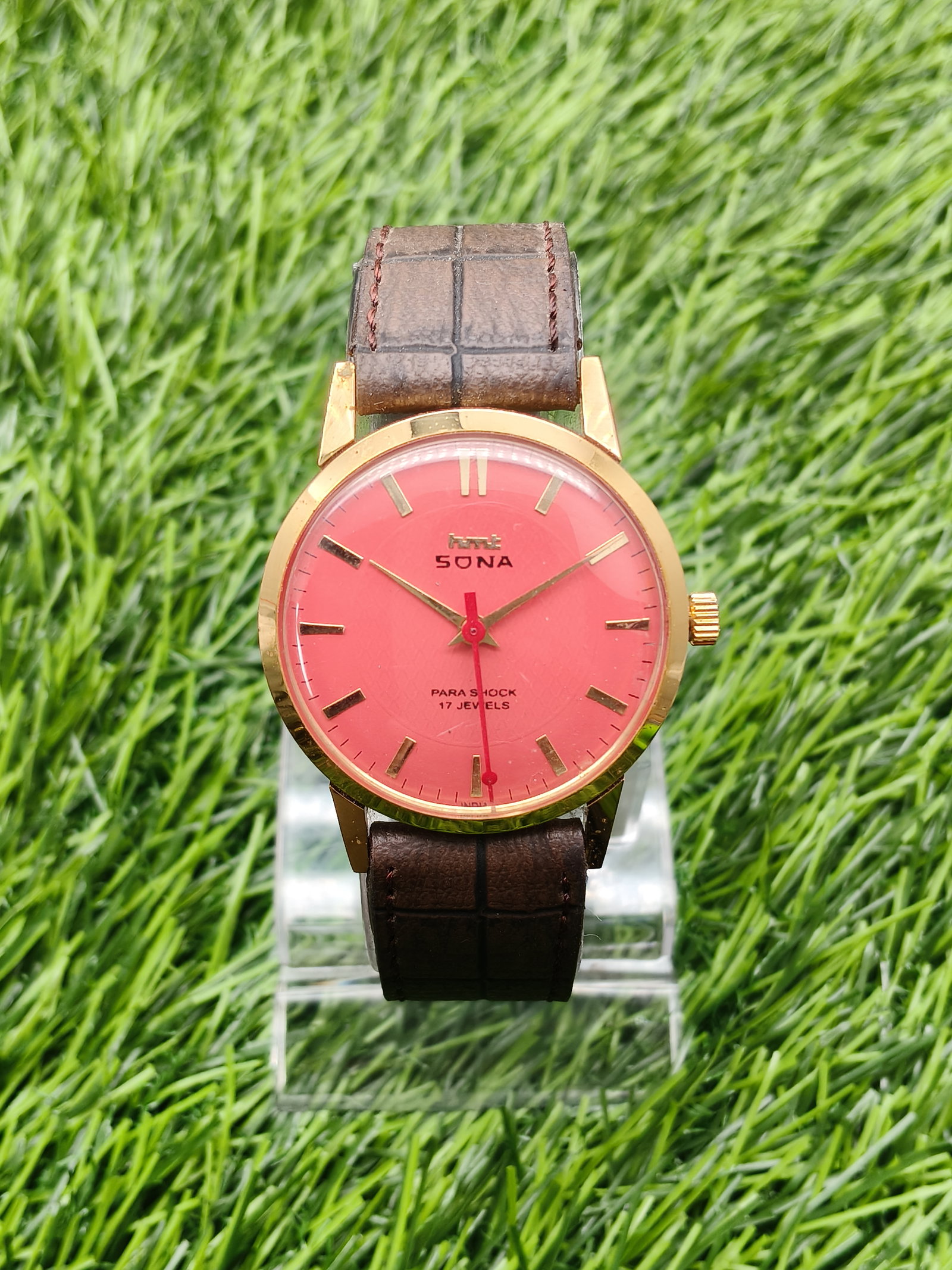 HMT SONA★オーバホール済★手巻き★機械式★ヴィンテージ70S★レッド HMT Sona 17 Jewels Manual Winding Wrist Watch for Men | 35mm